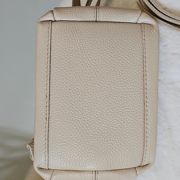 VERA PELLE LEATHER BUCKET BAG - Picture 14 of 16